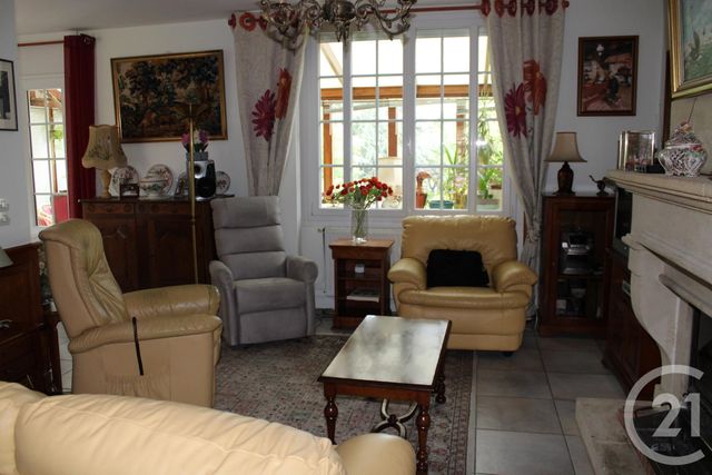 Afficher la photo en grand maison à vendre - 5 pièces - 160.22 m2 - VILLERS BRETONNEUX - 80 - PICARDIE - Century 21 Agence Albert