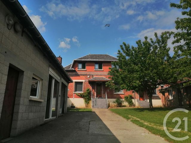 Afficher la photo en grand maison à vendre - 7 pièces - 175.06 m2 - BOUZINCOURT - 80 - PICARDIE - Century 21 Agence Albert