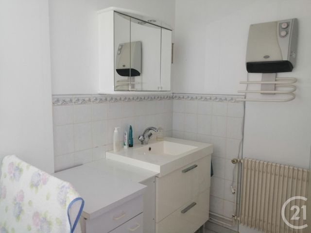 Afficher la photo en grand maison à vendre - 7 pièces - 175.06 m2 - BOUZINCOURT - 80 - PICARDIE - Century 21 Agence Albert