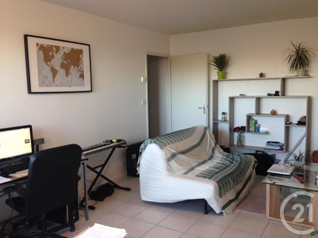 Afficher la photo en grand Appartement F2 à louer - 2 pièces - 48.05 m2 - ALBERT - 80 - PICARDIE - Century 21 Agence Albert