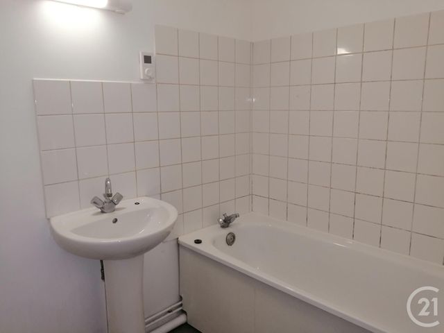 Afficher la photo en grand appartement à vendre - 3 pièces - 58.0 m2 - ALBERT - 80 - PICARDIE - Century 21 Agence Albert