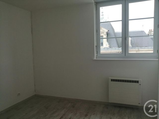 Afficher la photo en grand appartement à vendre - 4 pièces - 67.3 m2 - ALBERT - 80 - PICARDIE - Century 21 Agence Albert
