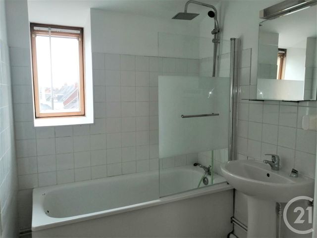 Afficher la photo en grand appartement à vendre - 2 pièces - 48.8 m2 - ALBERT - 80 - PICARDIE - Century 21 Agence Albert