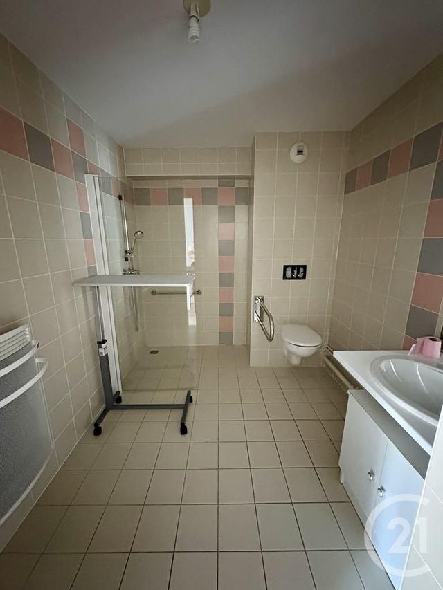 Afficher la photo en grand Appartement à vendre - 2 pièces - 40.8 m2 - ALBERT - 80 - PICARDIE - Century 21 Agence Albert