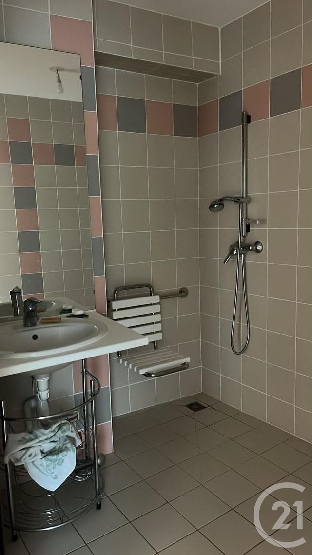 Appartement F3 à vendre - 3 pièces - 67.53 m2 - ALBERT - 80 - PICARDIE - Century 21 Agence Albert